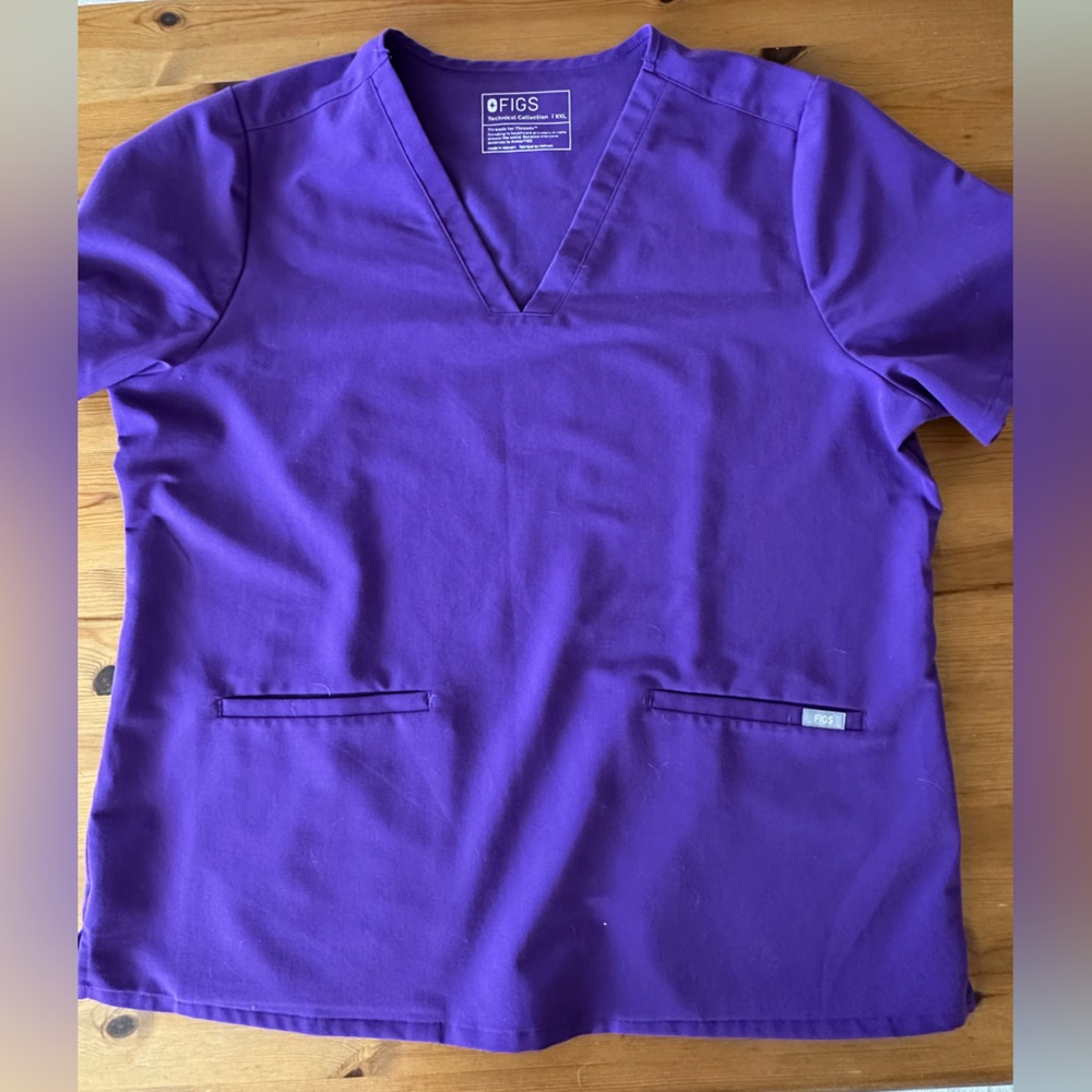 FIGS Casma Purple Scrub Top - Size XXL